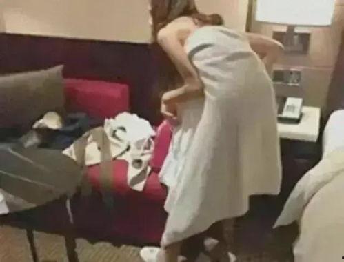 美女吃瓜不搬家视频,搬家风波不惊